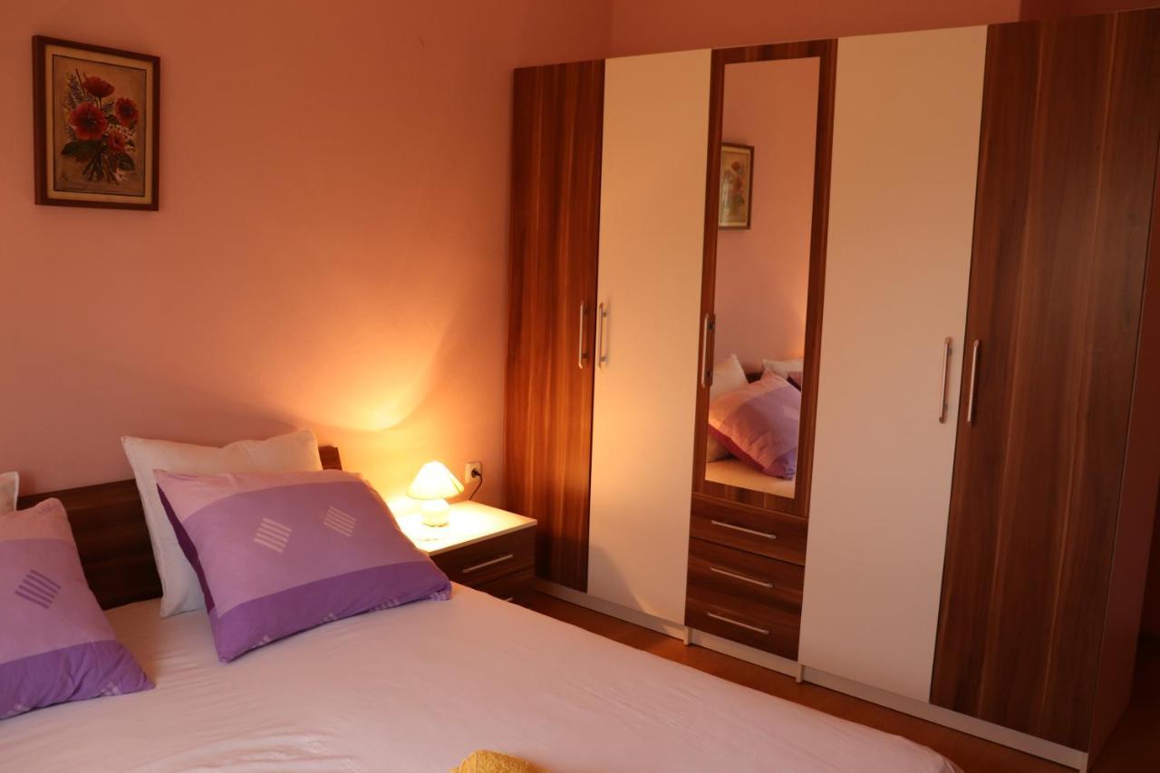 Apartments Vesna Banjol Kamer foto