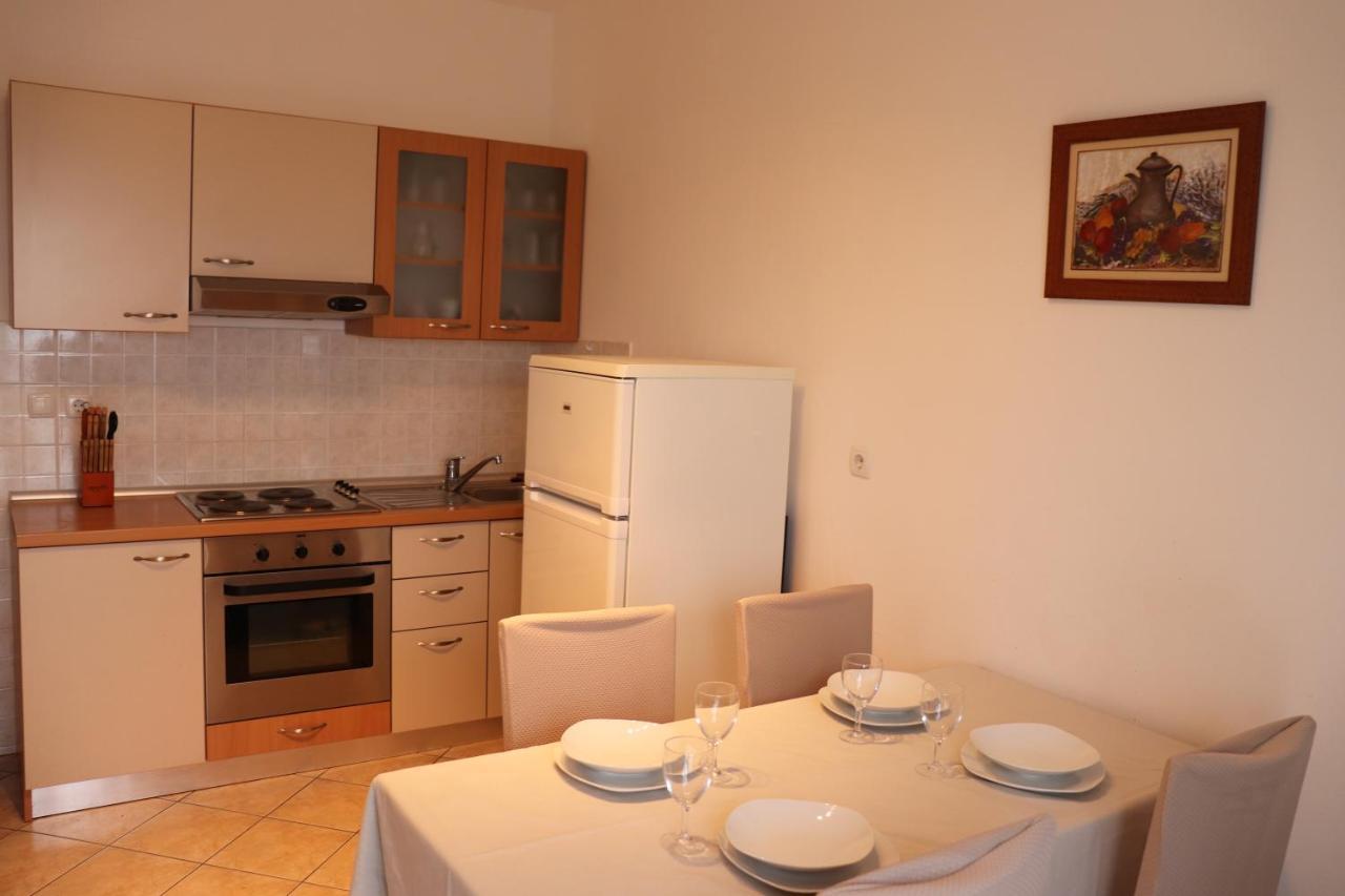 Apartments Vesna Banjol Kamer foto
